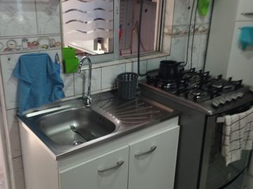LIMACHE - SE VENDE LINDA CASA CON MINI MARKET - 96 M2