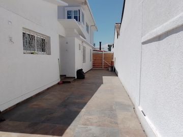 VENTA CASA 5HAB 4BA LA CISTERNA