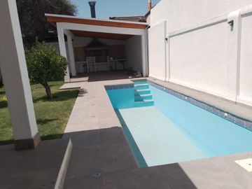 VENTA CASA 5HAB 4BA LA CISTERNA