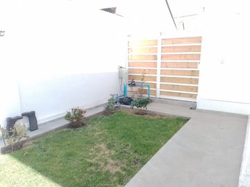 VENTA CASA 5HAB 4BA LA CISTERNA