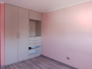 VENTA CASA 5HAB 4BA LA CISTERNA