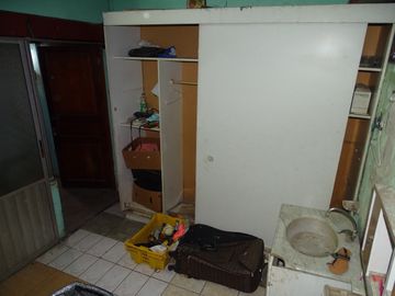 VENDE CASA CON GRAN TERRRENO PARA CONSTRCCION HABITACIONAL