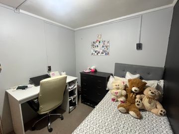 VENTA AMPLIA CASA EN  CONCHALI