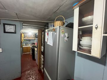 VENTA AMPLIA CASA EN  CONCHALI