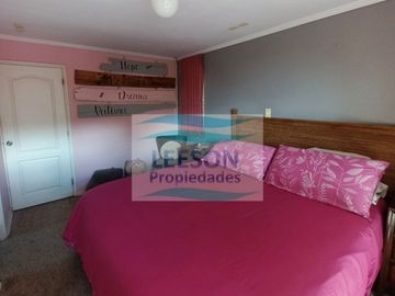 LA HERRADURA- VENTA CASA 4D/3B SECTOR RESIDENCIAL