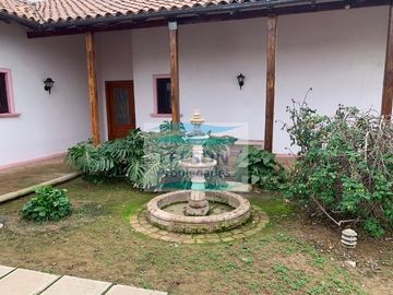 LA SERENA- VENTA PARCELA CON AMPLIA CASA 4D/3B EN BELLAVISTA