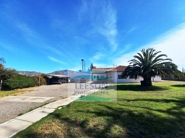 LA SERENA- VENTA PARCELA CON AMPLIA CASA 4D/3B EN BELLAVISTA