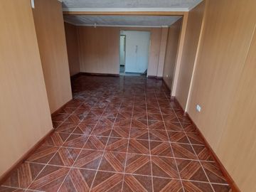 CASA RECIÉN REMODELADA VILLA ALEMANA PLAZA LAS AMÉRICAS