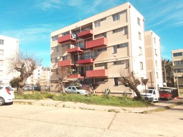 SE VENDE DPTO EN PLAYA ANCHA VALPARAISO