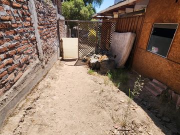 VENDE PROPIEDAD CON 2 CASAS CERRILLO