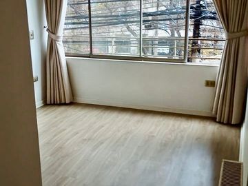 VENTA DE DEPARTAMENTO EN RECOLETA