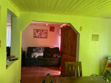 VENDE PARCELA CON CASA SECTOR LOS GOMEROS, PELARCO