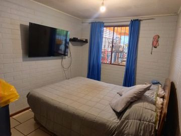 VENTA CASA 3HAB 1BA  ESTACIONAMIENTO CON COBERTIZO