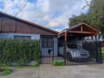 VENTA CASA 3HAB 1BA  ESTACIONAMIENTO CON COBERTIZO