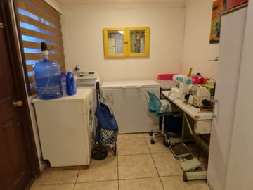 HERMOSA CASA 4D 2B 2 ESTACIONAMIENTOS LOS HÉROES