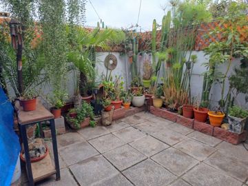 HERMOSA CASA 4D 2B 2 ESTACIONAMIENTOS LOS HÉROES