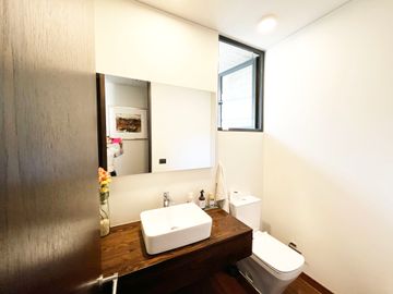 VENTA DE CASA MODERNA EN CONDOMINIO VIÑAS DE CHICUREO