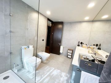 VENTA DE CASA MODERNA EN CONDOMINIO VIÑAS DE CHICUREO