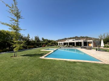 VENTA DE CASA MODERNA EN CONDOMINIO VIÑAS DE CHICUREO
