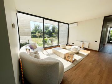 VENTA DE CASA MODERNA EN CONDOMINIO VIÑAS DE CHICUREO