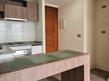 DEPTO  2 SUITES EN SANTIAGO INCLUYE ESTACIONAMIENTO