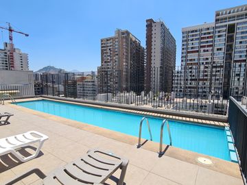 DEPTO  2 SUITES EN SANTIAGO INCLUYE ESTACIONAMIENTO
