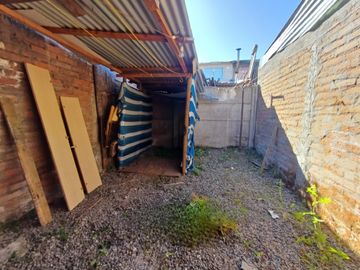 CASA EN VENTA, A PASOS DEL CESFAM, MOLINA-MAULE