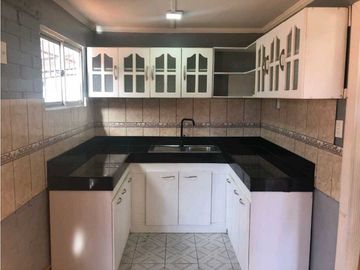 SE VENDE CASA ANDES DEL SUR , PTE. ALTO ¡CONVERSABLE!