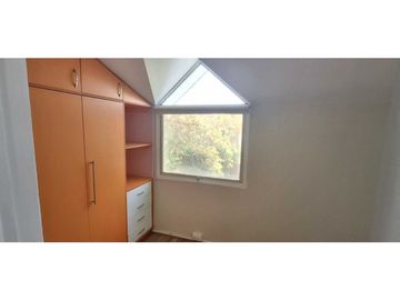 SE VENDE CASA POR VIAJE, RIO CISNES, LA FLORIDA