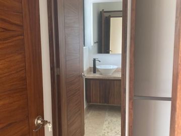 Venta Casa Moderna con Acabados de Lujo en Residencial Arbolada