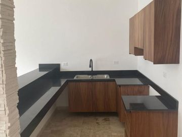 Venta Casa Moderna con Acabados de Lujo en Residencial Arbolada