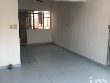 Casa en venta en Col. Emiliano Zapata en Cuautla, Morelos