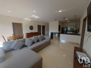 Departamento amplio de 3 recámaras en condominio con vigilancia, alberca, gimnasio en Cuernavaca