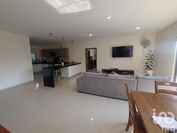 Departamento amplio de 3 recámaras en condominio con vigilancia, alberca, gimnasio en Cuernavaca