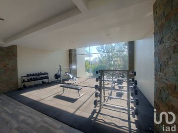 Departamento amplio de 3 recámaras en condominio con vigilancia, alberca, gimnasio en Cuernavaca