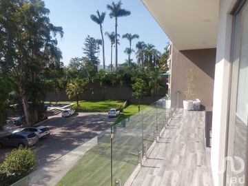 Departamento amplio de 3 recámaras en condominio con vigilancia, alberca, gimnasio en Cuernavaca