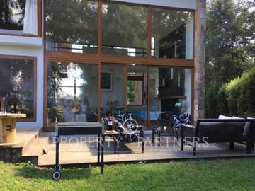 Espectacular casa con vista al  río,  sector Torobayo