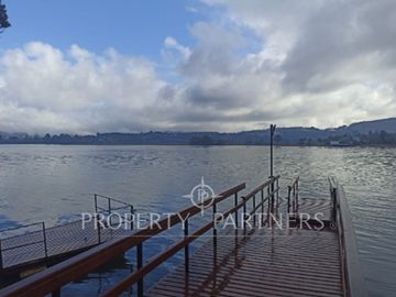 Espectacular casa orilla rio