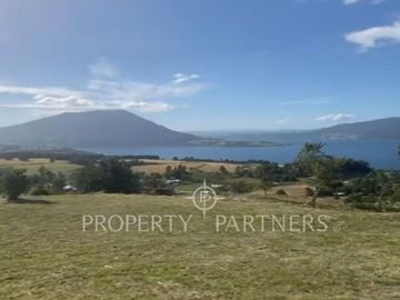 Hermosa parcela en Riñihue con vista al Lago
