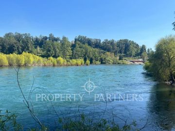 Parcela en  inigualable entorno con vista al río,  sector  Los Robles, Los Lagos