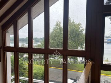 Se vende casa en inmejorable ubicación, Costanera de Valdivia