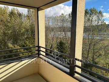 Se vende hermoso Departamento duplex, con una vista inmejorable en exclusivo Condominio de Valdivia