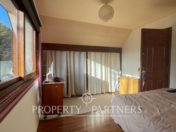 Excelente casa con cabaña posterior en Villa del rey-Parque Krahmer, Valdivia