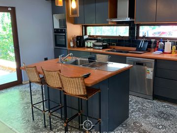 Preciosa casa en Condominio exclusivo cercano a Valdivia
