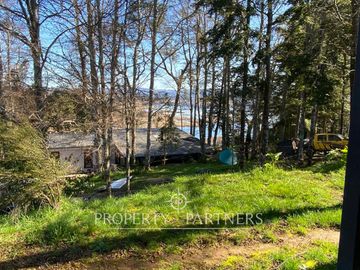 Preciosa casa en Condominio exclusivo cercano a Valdivia