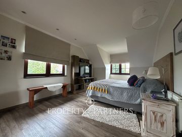 Espectacular Casa en exclusivo Condominio Estancilla
