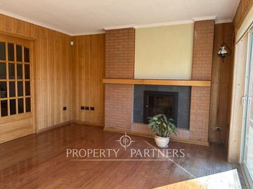 Hermosa Casa en exclusivo sector de Isla Teja