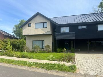 Casa en Condominio Riberas del  Estancilla