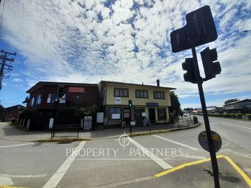 Oportunidad, propiedad comercial en excelente ubicación, sector Las Animas