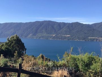 Hermosa Parcela con Vista al Lago Riñihue